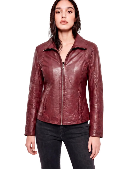 Xchic Pelle Scarlett burgundy leather jacket in soft Nappa leather, featuring stylish collar and zip details.