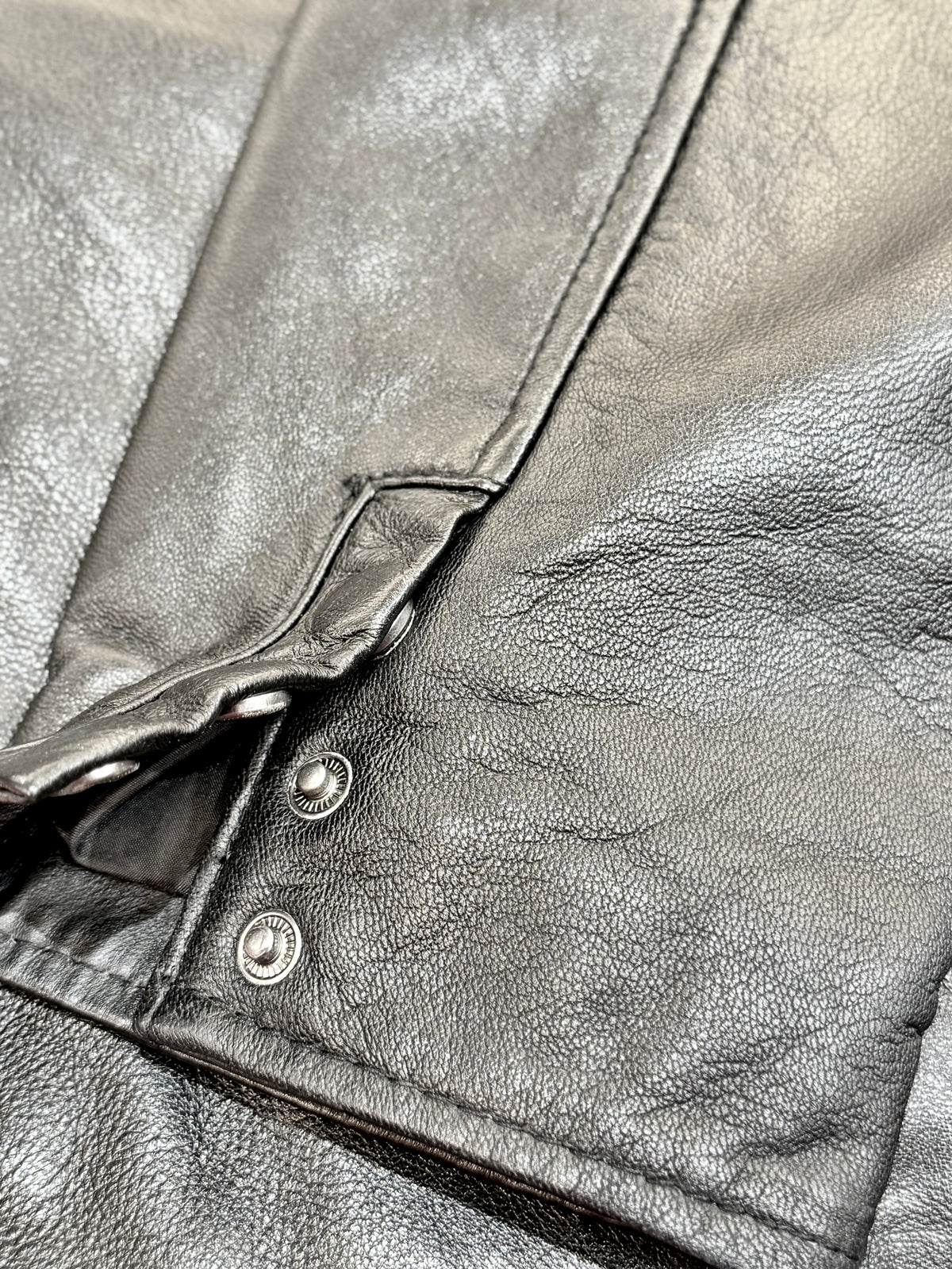 “Noir” Classic Jacket in extra soft genuine lambskin