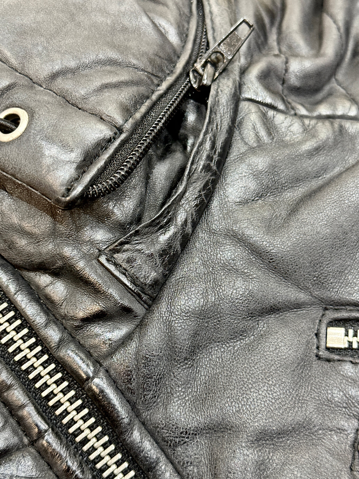 ‘’Ricko Quilted" Leather Jacket in Sheep Nubuck